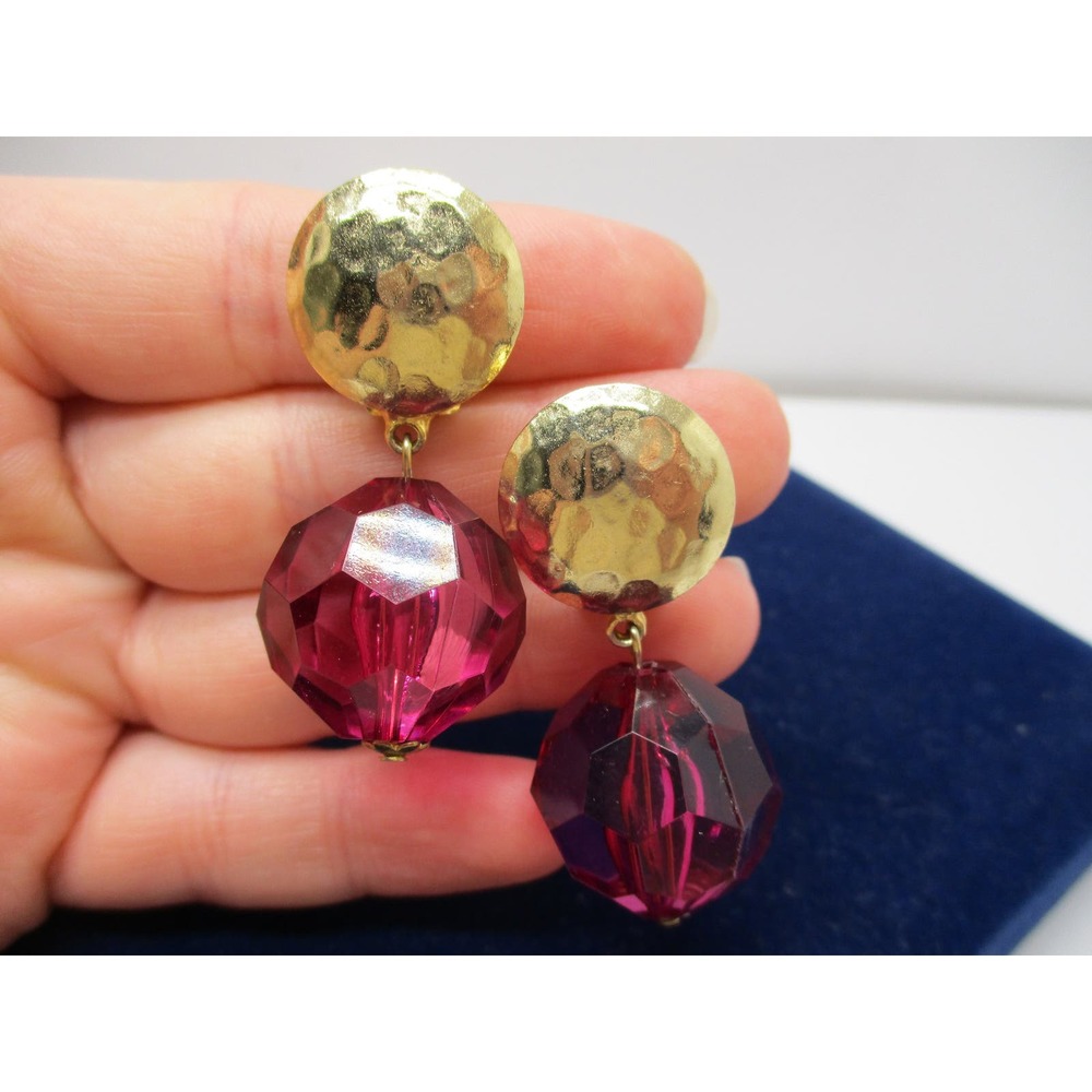 Vintage Ellen Designs Pink Crystal Beaded Dangle Goldtone Clip on Earrings